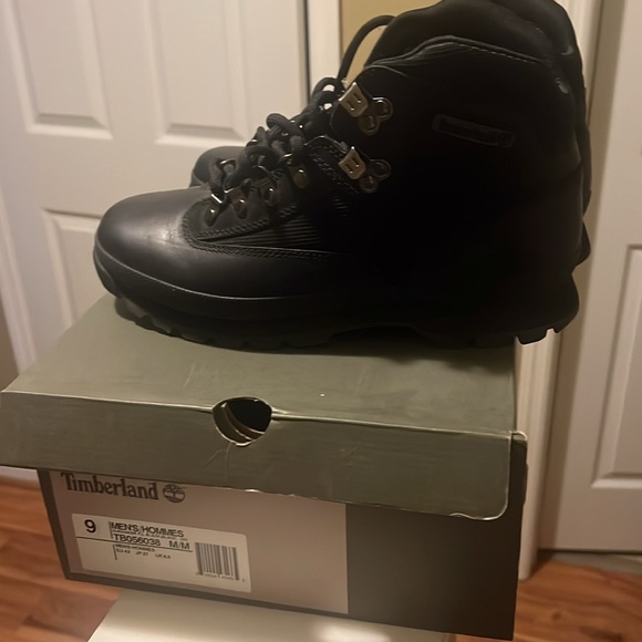 Timberland boots - Picture 2 of 4